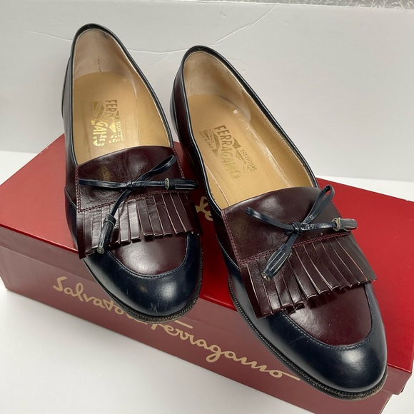 Vintage Salvatore Ferragamo Women's Two-Tone Loafers - Picture 2 of 11